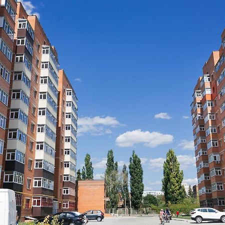 De Luxe Apartments Centr Illinskaya 수미 외부 사진